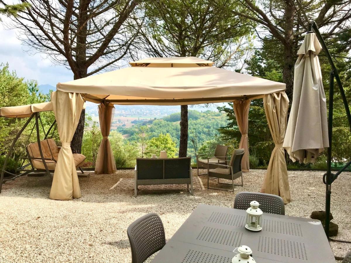 La Panoramica Gubbio - Maison De Charme - Casette E Appartamenti Self Catering Per Vacanze Meravigliose! 외부 사진