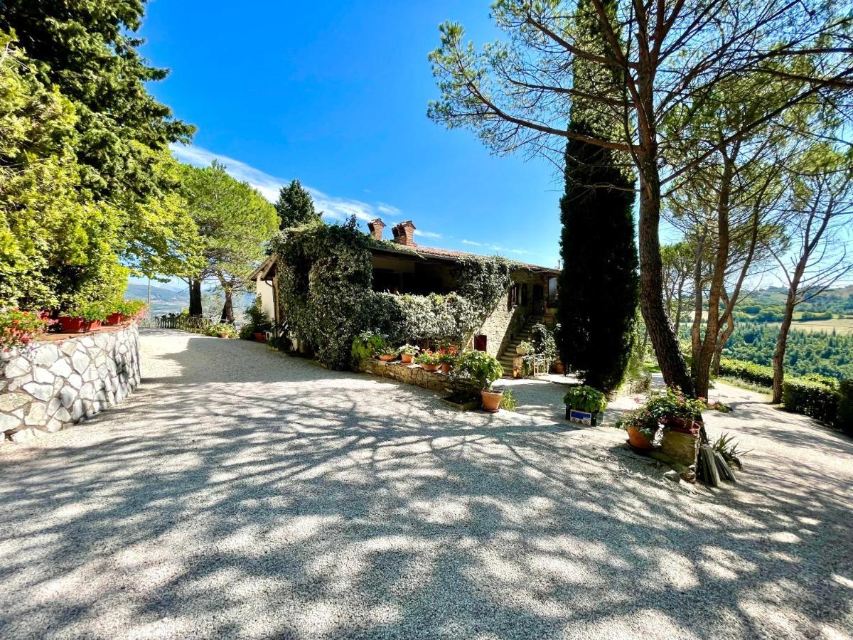 La Panoramica Gubbio - Maison De Charme - Casette E Appartamenti Self Catering Per Vacanze Meravigliose! 외부 사진