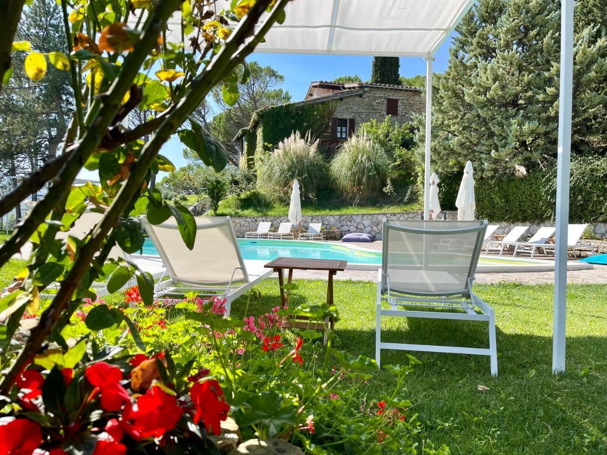 La Panoramica Gubbio - Maison De Charme - Casette E Appartamenti Self Catering Per Vacanze Meravigliose! 외부 사진