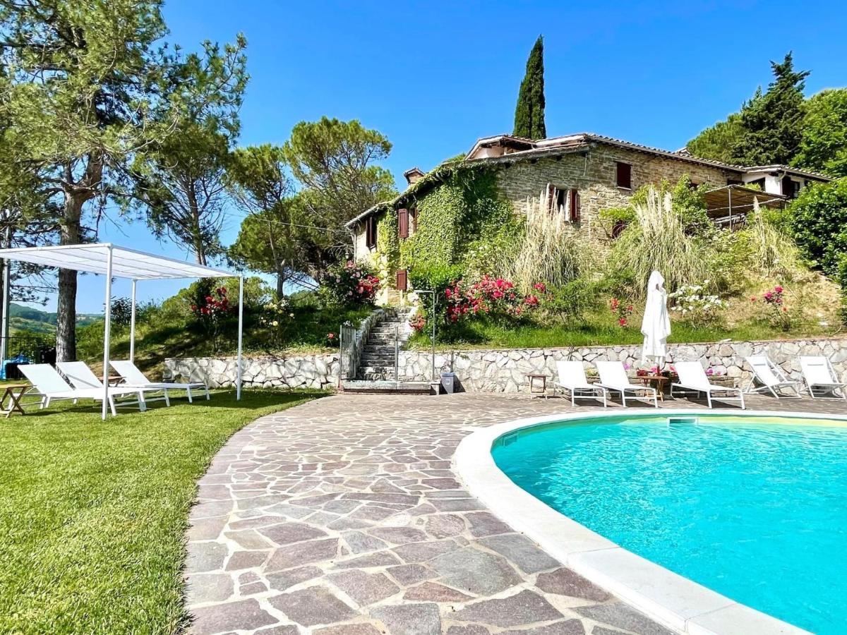 La Panoramica Gubbio - Maison De Charme - Casette E Appartamenti Self Catering Per Vacanze Meravigliose! 외부 사진