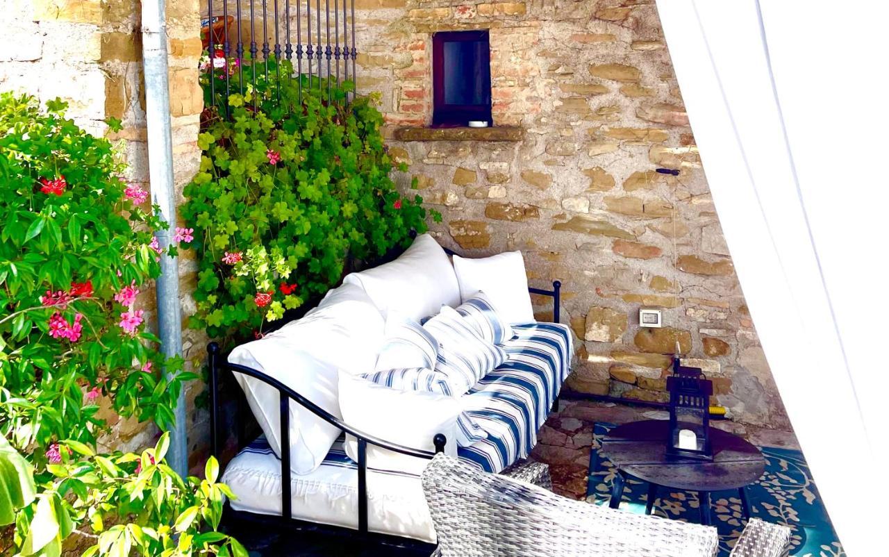 La Panoramica Gubbio - Maison De Charme - Casette E Appartamenti Self Catering Per Vacanze Meravigliose! 외부 사진